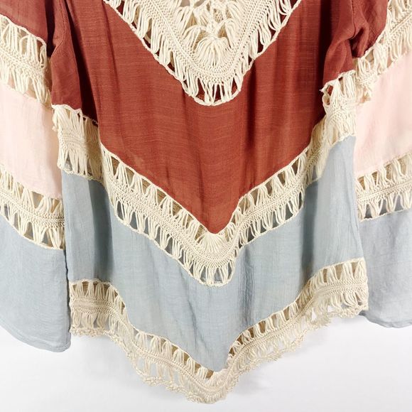 RED VELVET openwork boho bell sleeved Crochet Top - Picture 4 of 6